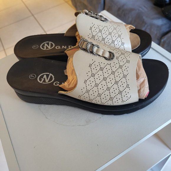 Shoes - Picture 3 of 3